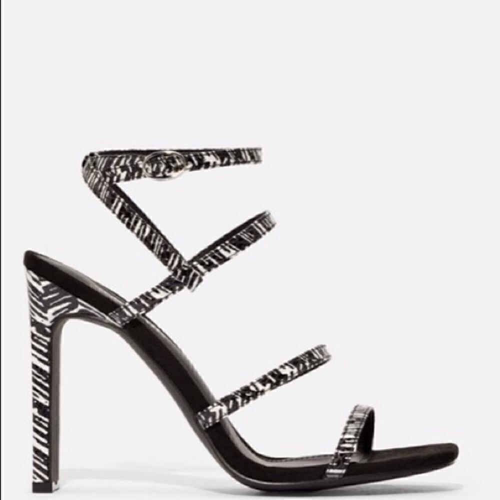 Shoes 👡   - Picture 6 of 12